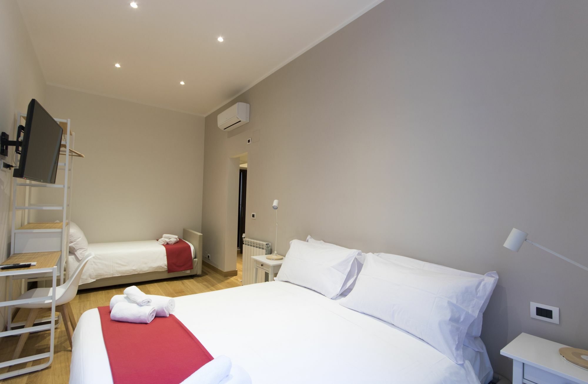 רומא Colosseo Guest House מראה חיצוני תמונה